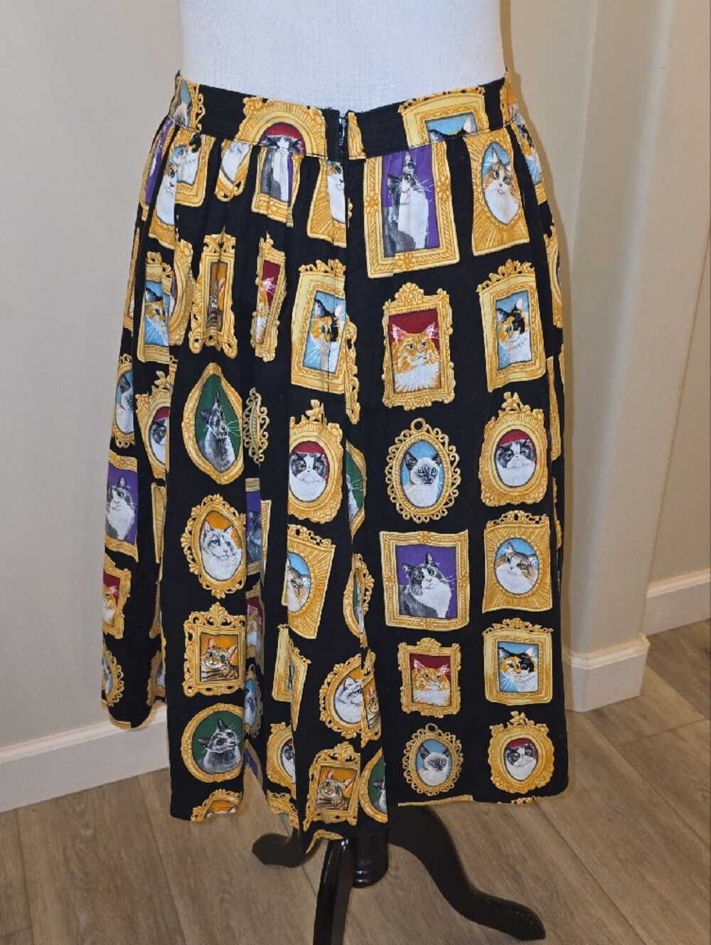 Modcloth Black A-Line Skirt with Gold Frame Cat Portraits - Picture 3 of 4